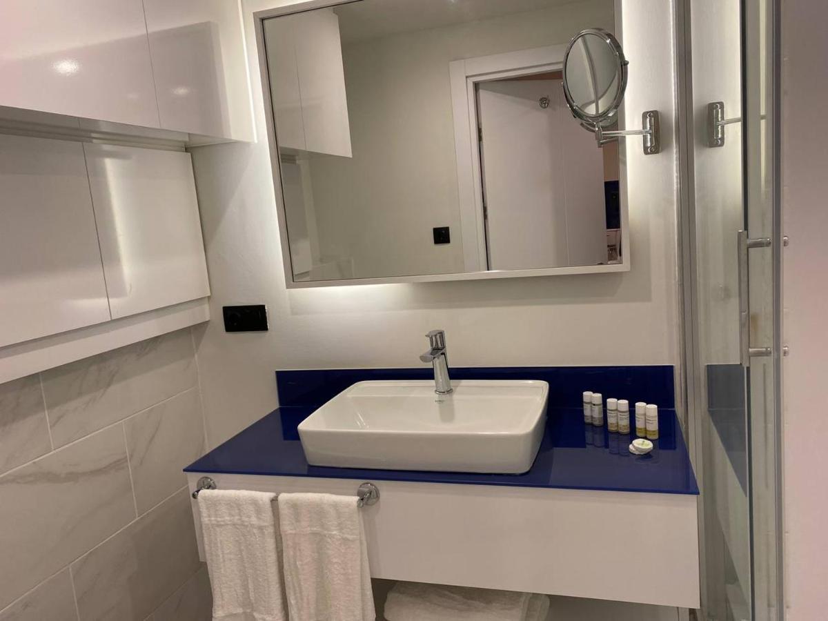 Orbi City Luxury Studio Harbour And Sea View Батуми Экстерьер фото